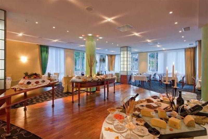 Hotel Metropol Saas-Fee Restaurant foto